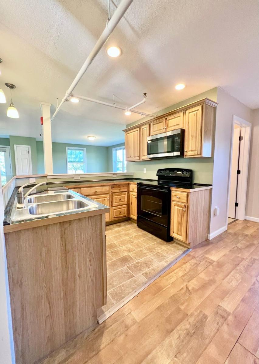 Apartment for rent at 132 Middle St #2, Hadley, MA 01035