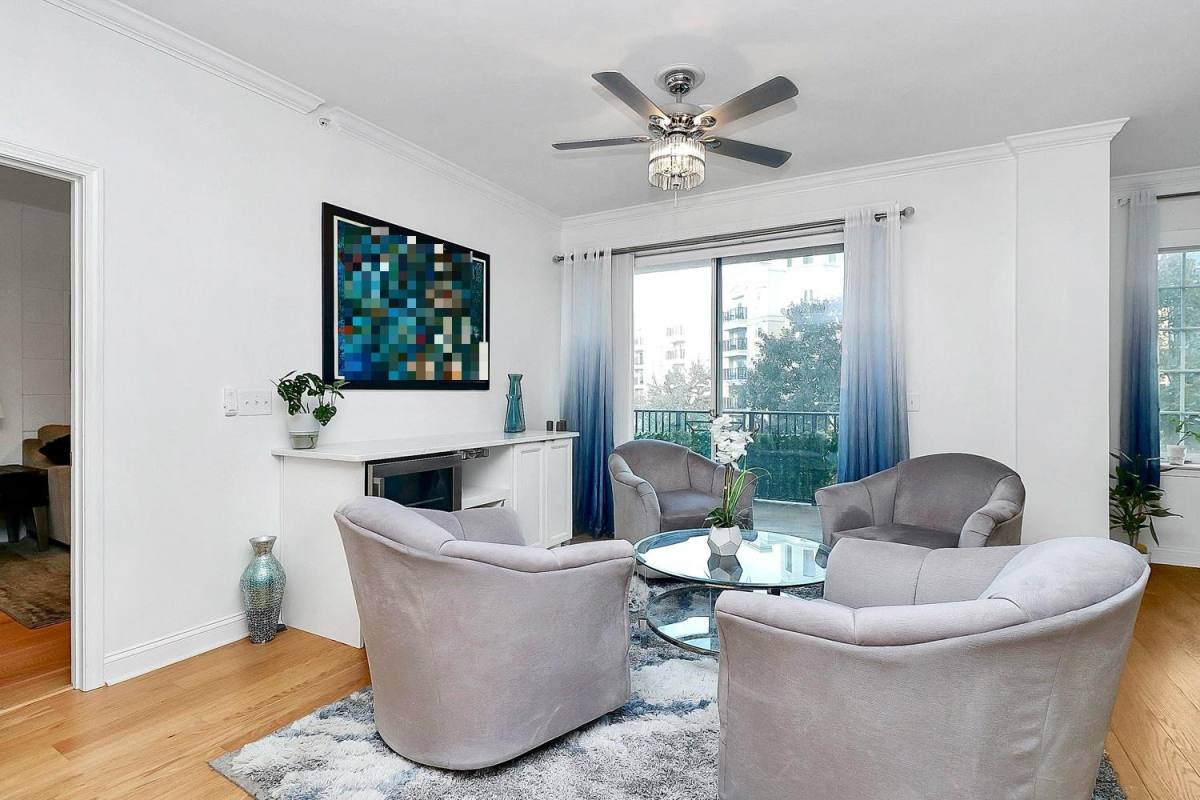 Condo for rent at Fifth & Poplar Condominiums, 300 W 5th St #431, Charlotte, NC 28202