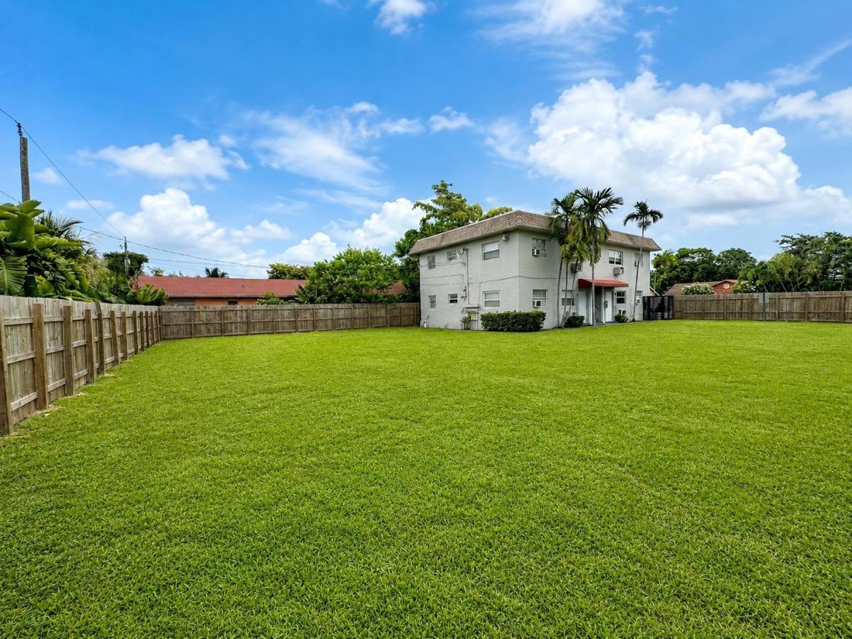House for rent at 811 NW 6 Ave #4, Pompano Beach, FL 33060