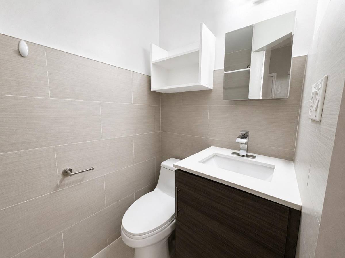 House for rent at 811 NW 6 Ave #4, Pompano Beach, FL 33060