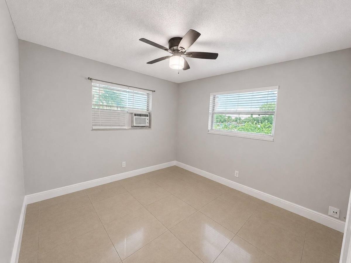 House for rent at 811 NW 6 Ave #4, Pompano Beach, FL 33060