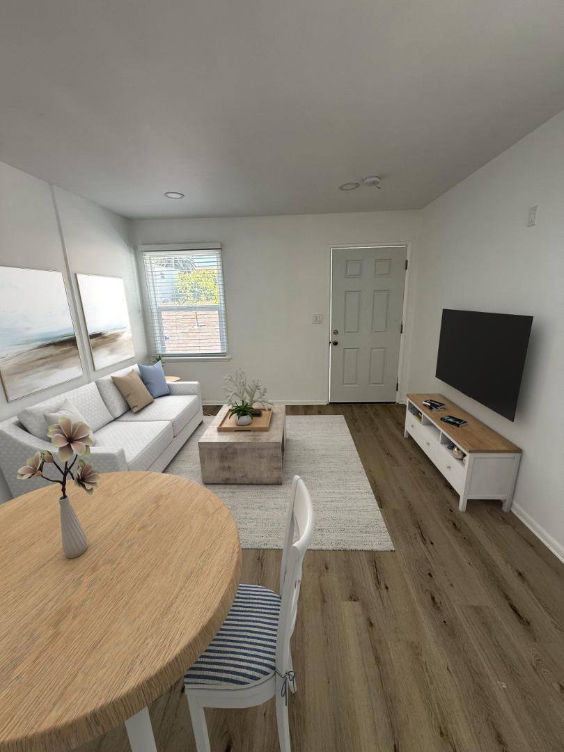Apartment for rent at 1111 12th St #F, Santa Monica, CA 90403