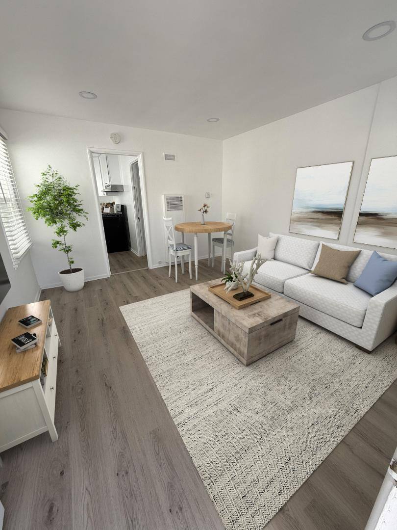 Apartment for rent at 1111 12th St #F, Santa Monica, CA 90403
