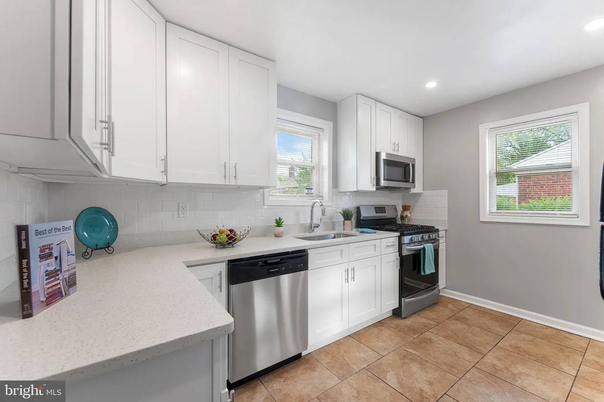 House for rent at 2711 Edfeldt Dr, District Heights, MD 20747