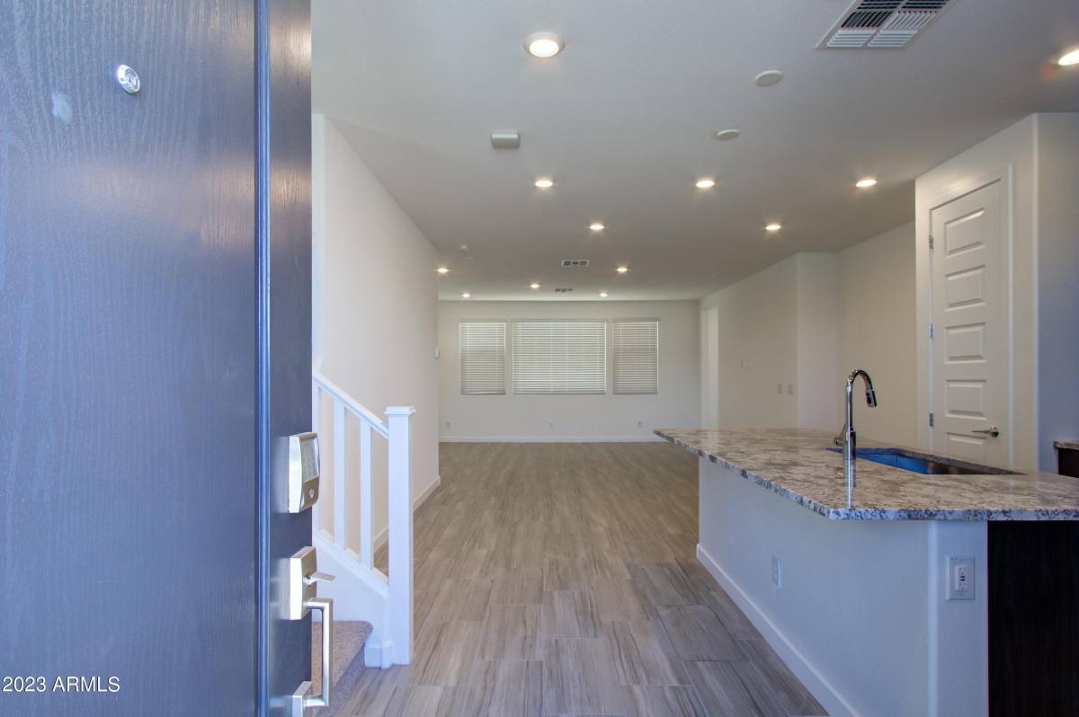House for rent at 1087 E Chapman Dr, Chandler, AZ 85286
