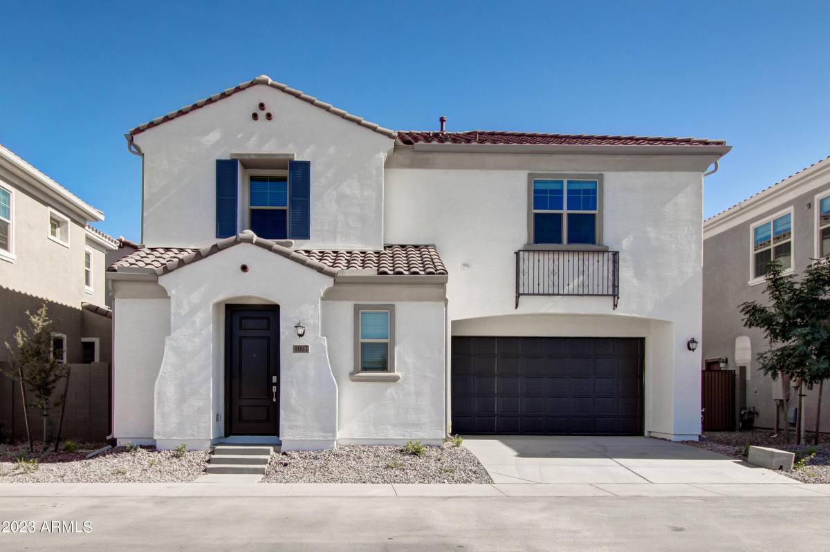 House for rent at 1087 E Chapman Dr, Chandler, AZ 85286