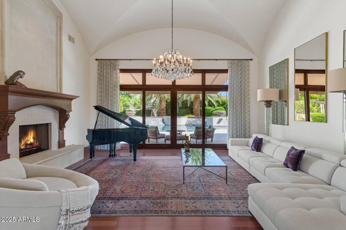 House for rent at 6730 E Sunnyvale Rd, Paradise Valley, AZ 85253