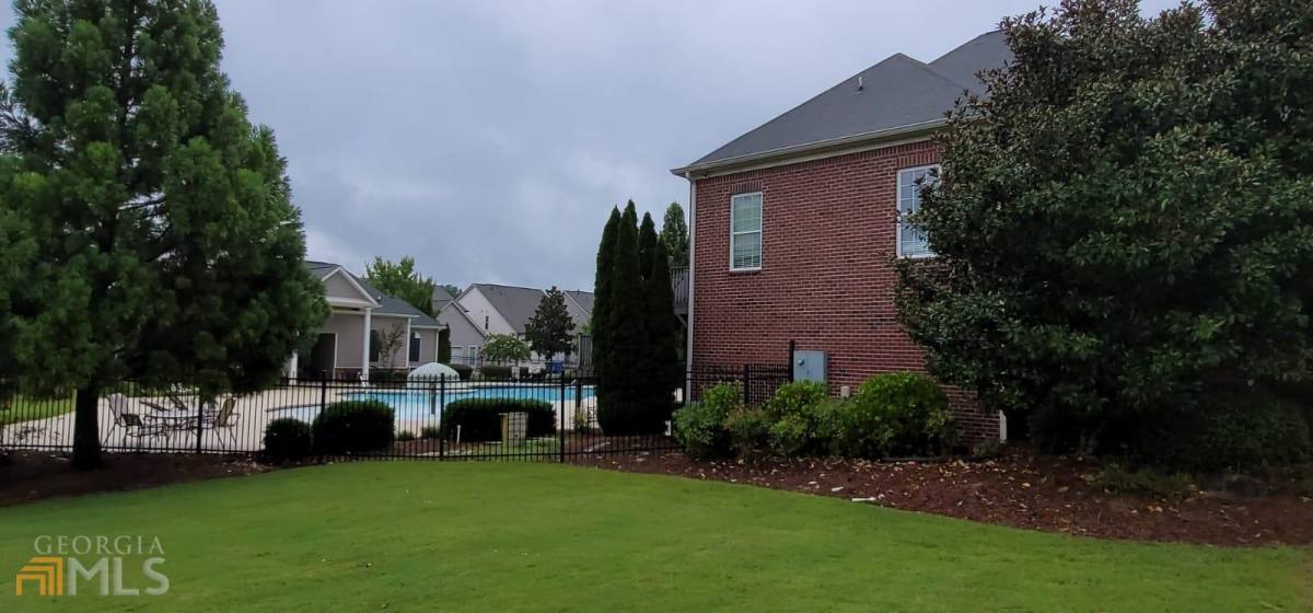 House for rent at 3433 SW Cascade Parc Blvd, Atlanta, GA 30311