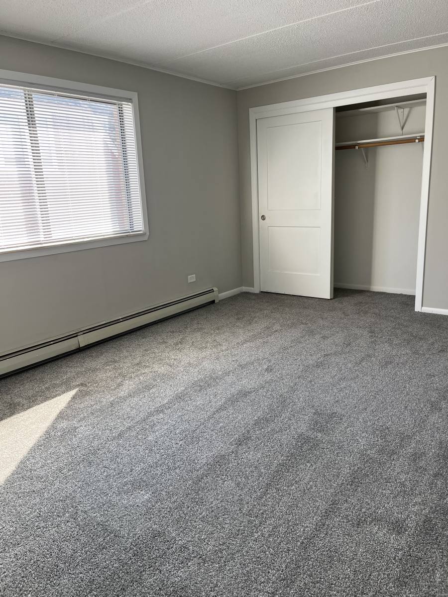 Apartment for rent at 15 E Maple St #1D, Lombard, IL 60148