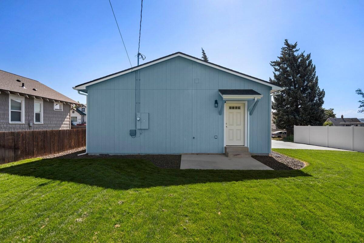 House for rent at 3007 N Standard St, Spokane, WA 99207