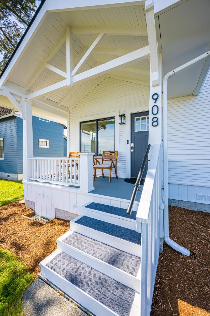 House for rent at 908 E 4th St, Port Angeles, WA 98362