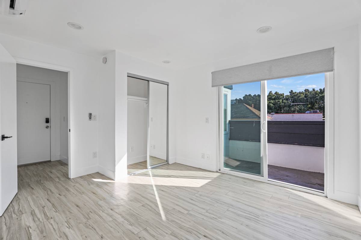 Apartment for rent at 850 N Van Ness Ave #4, Santa Ana, CA 92701