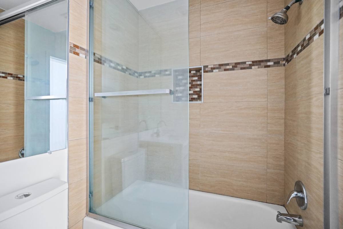 Apartment for rent at 850 N Van Ness Ave #4, Santa Ana, CA 92701