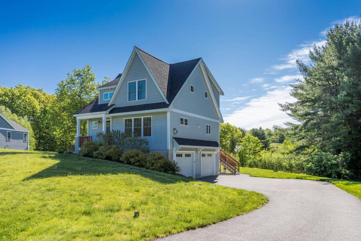 House for rent at 2 Cole Lane, South Berwick, ME 03908