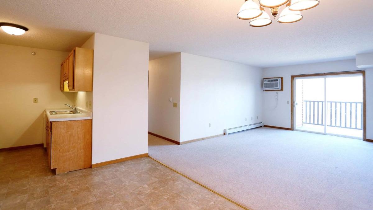 Apartment for rent at Mill Pond, 525 4th St SW, Forest Lake, MN 55025