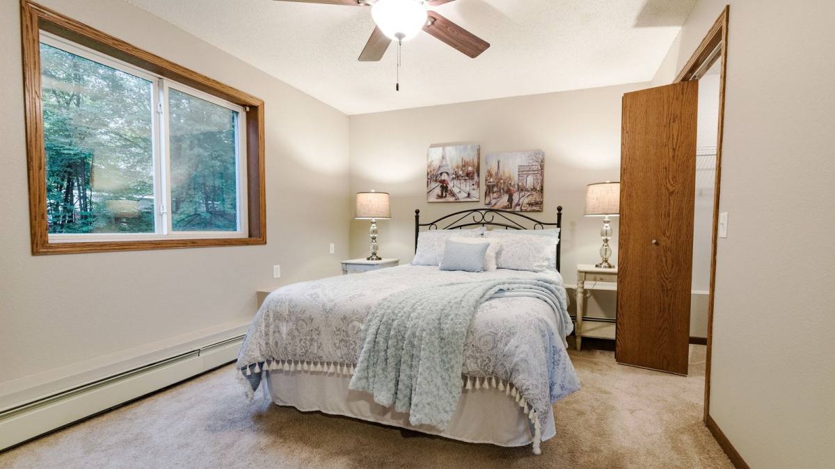 Apartment for rent at Springwood, 912 4th St SW, Forest Lake, MN 55025