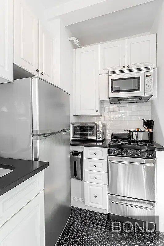 Apartment for rent at 201 W 16th St #8G, New York, NY 10011