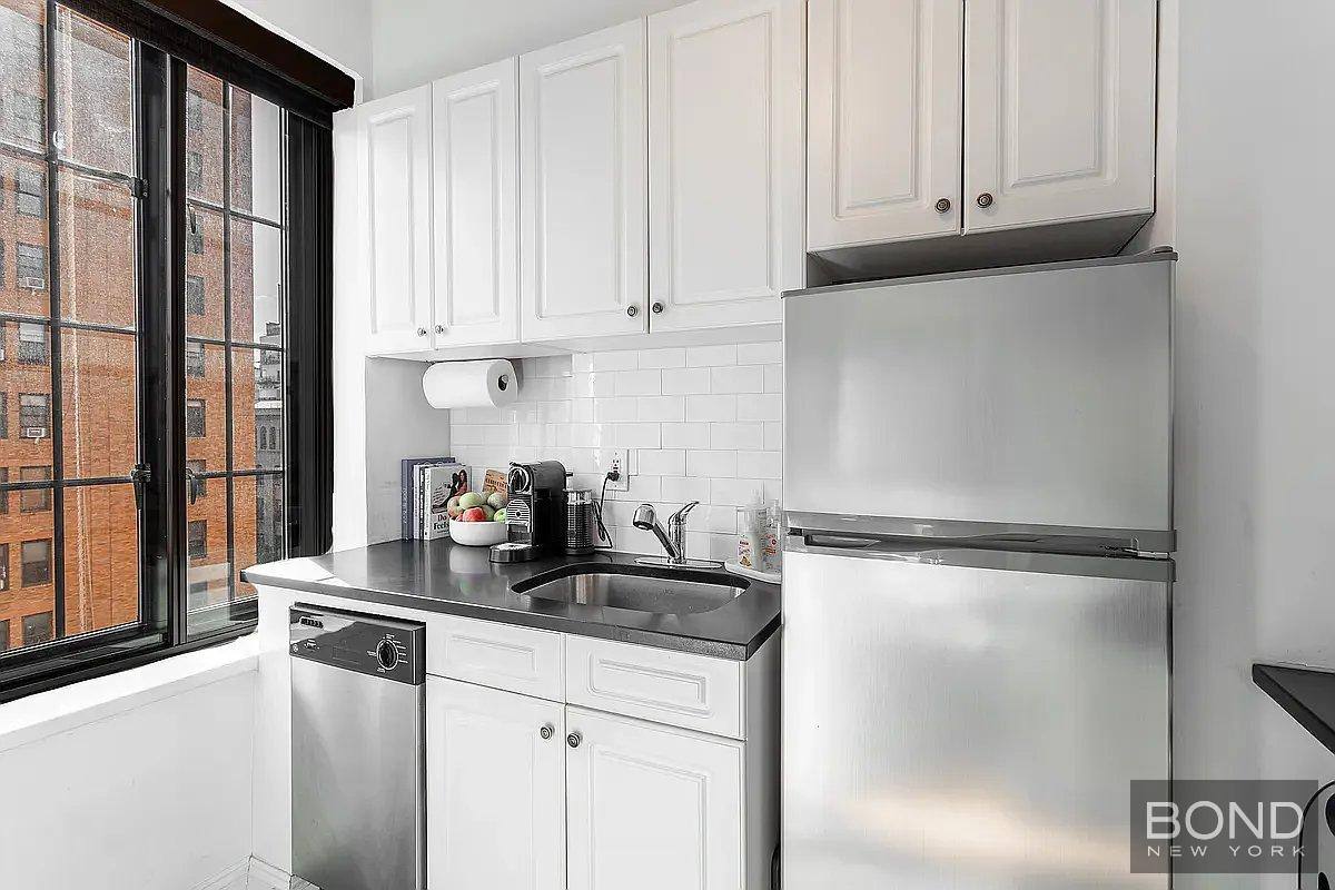 Apartment for rent at 201 W 16th St #8G, New York, NY 10011