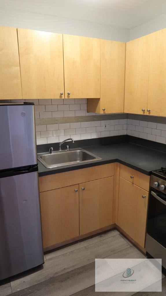 Apartment for rent at 755 W Buena #104, Chicago, IL 60613