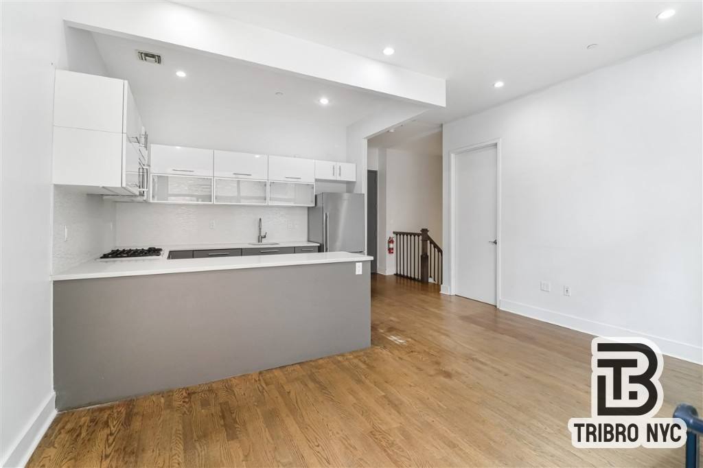 Apartment for rent at 416 E 120th St #1B, New York, NY 10035