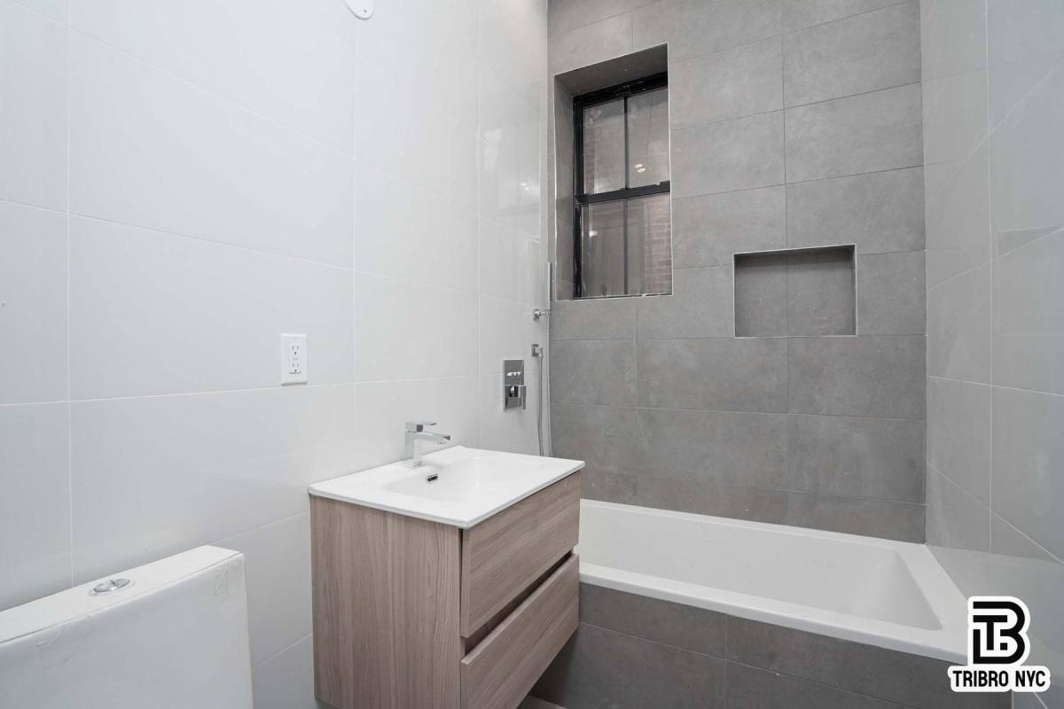 Apartment for rent at 62-15 Catalpa Ave #3A, Ridgewood, NY 11385