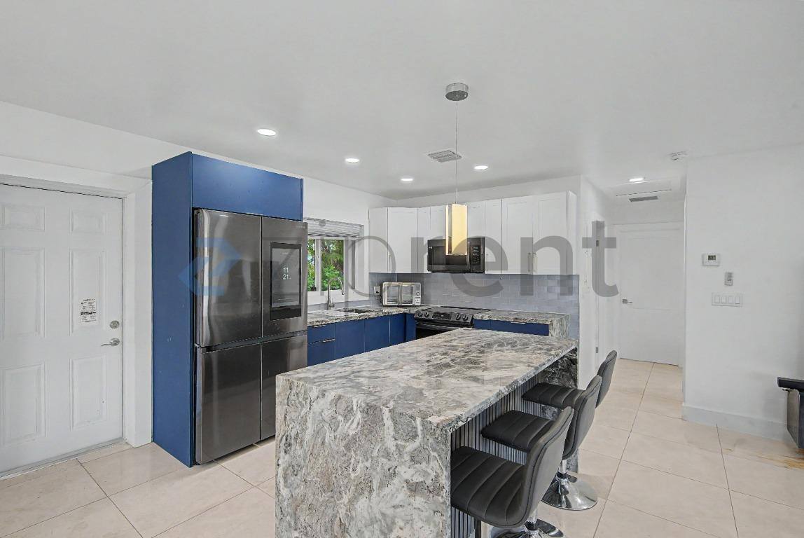 House for rent at 1615 Taft St, Hollywood, FL 33020