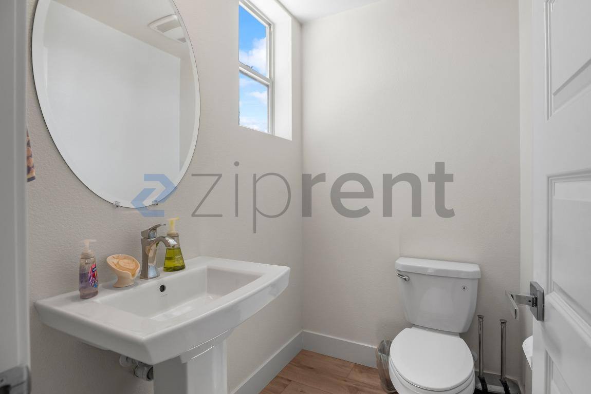 Townhouse for rent at 932 Noble Fir Terrace #7, Sunnyvale, CA 94086