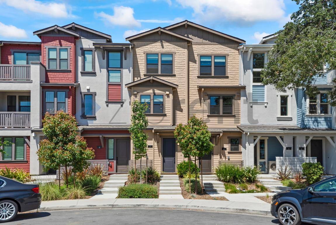 Townhouse for rent at 932 Noble Fir Terrace #7, Sunnyvale, CA 94086