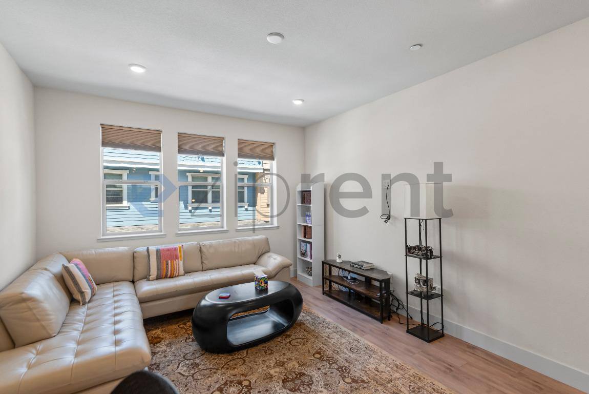 Townhouse for rent at 932 Noble Fir Terrace #7, Sunnyvale, CA 94086