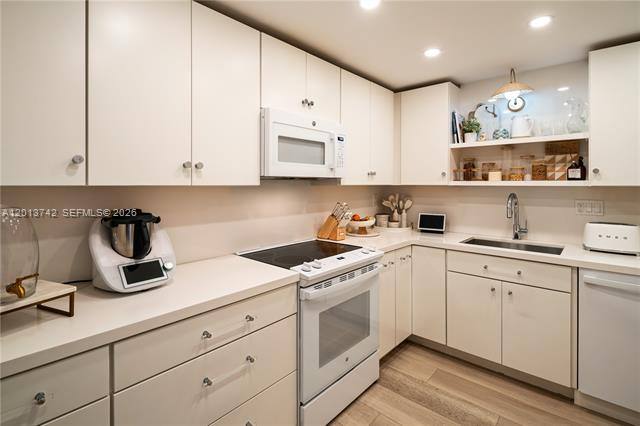 Apartment for rent at 210 Sea View Dr #501, Key Biscayne, FL 33149