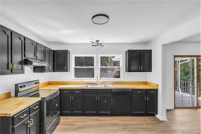House for rent at 3714 Thrushwood Dr, Chattanooga, TN 37415