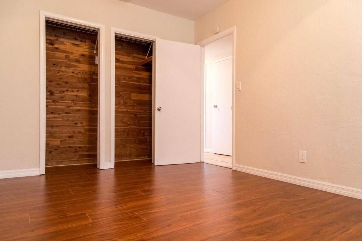 Apartment for rent at 130 SW 14th Ave, Boynton Beach, FL 33435