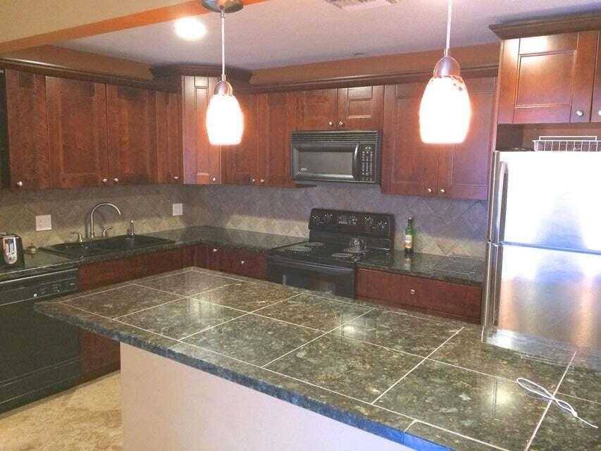 Apartment for rent at 2080 SW 24th Circle, Boynton Beach, FL 33426