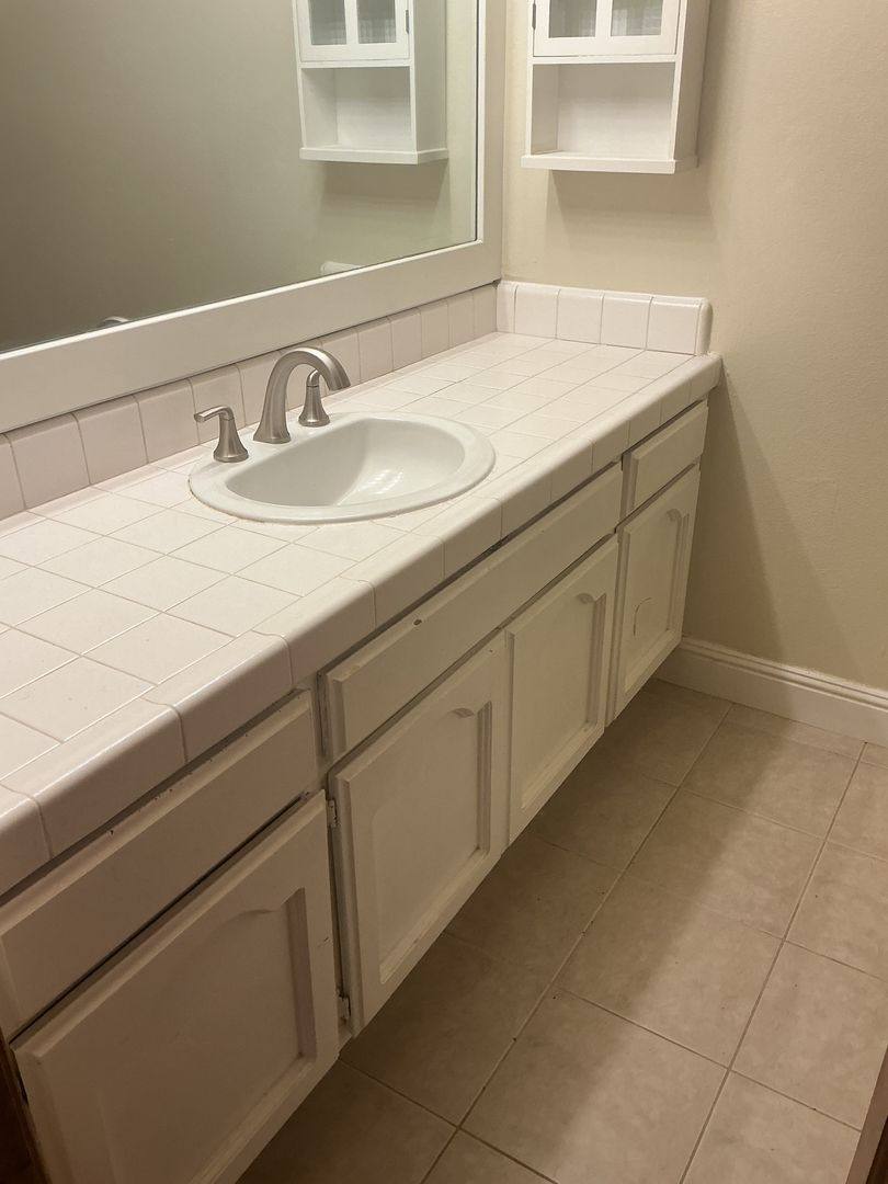 Apartment for rent at 17200 Newhope St, Fountain Valley, CA 92708