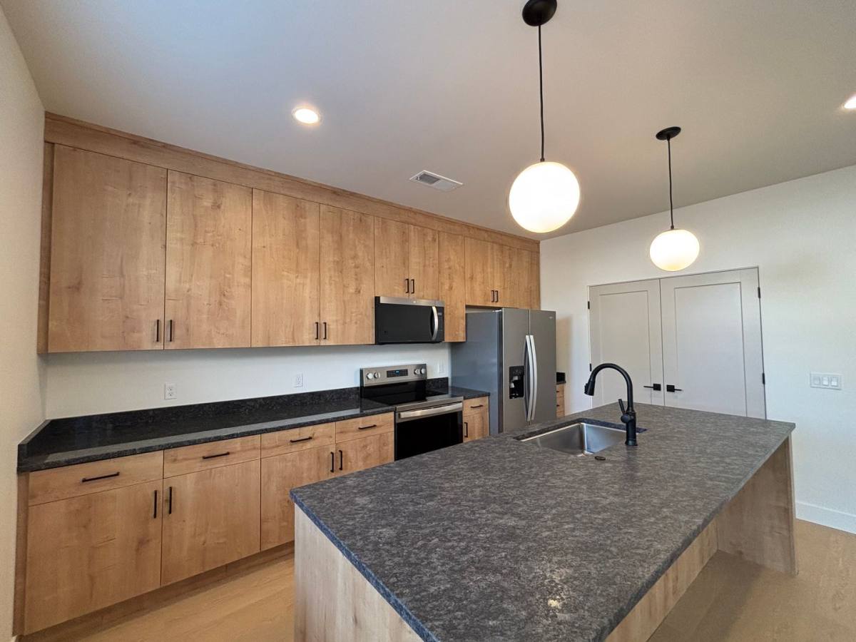 Townhouse for rent at 73 N 520 W, Hurricane, UT 84737