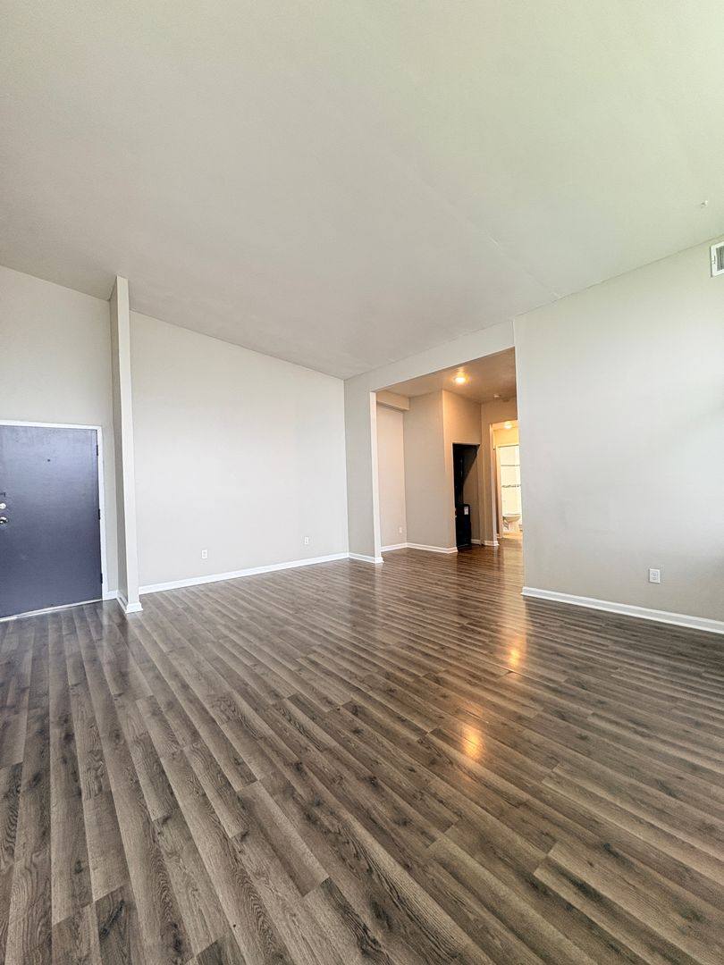 Apartment for rent at 9042 S Eldorado Dr, Indianapolis, IN 46236