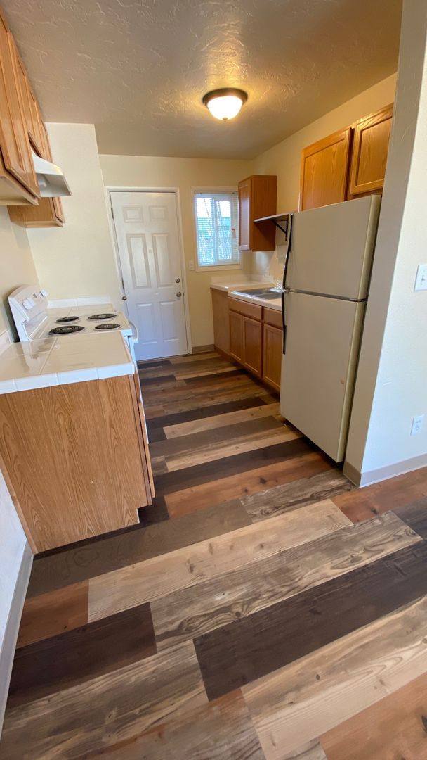 Apartment for rent at 335 C St, Springfield, OR 97477