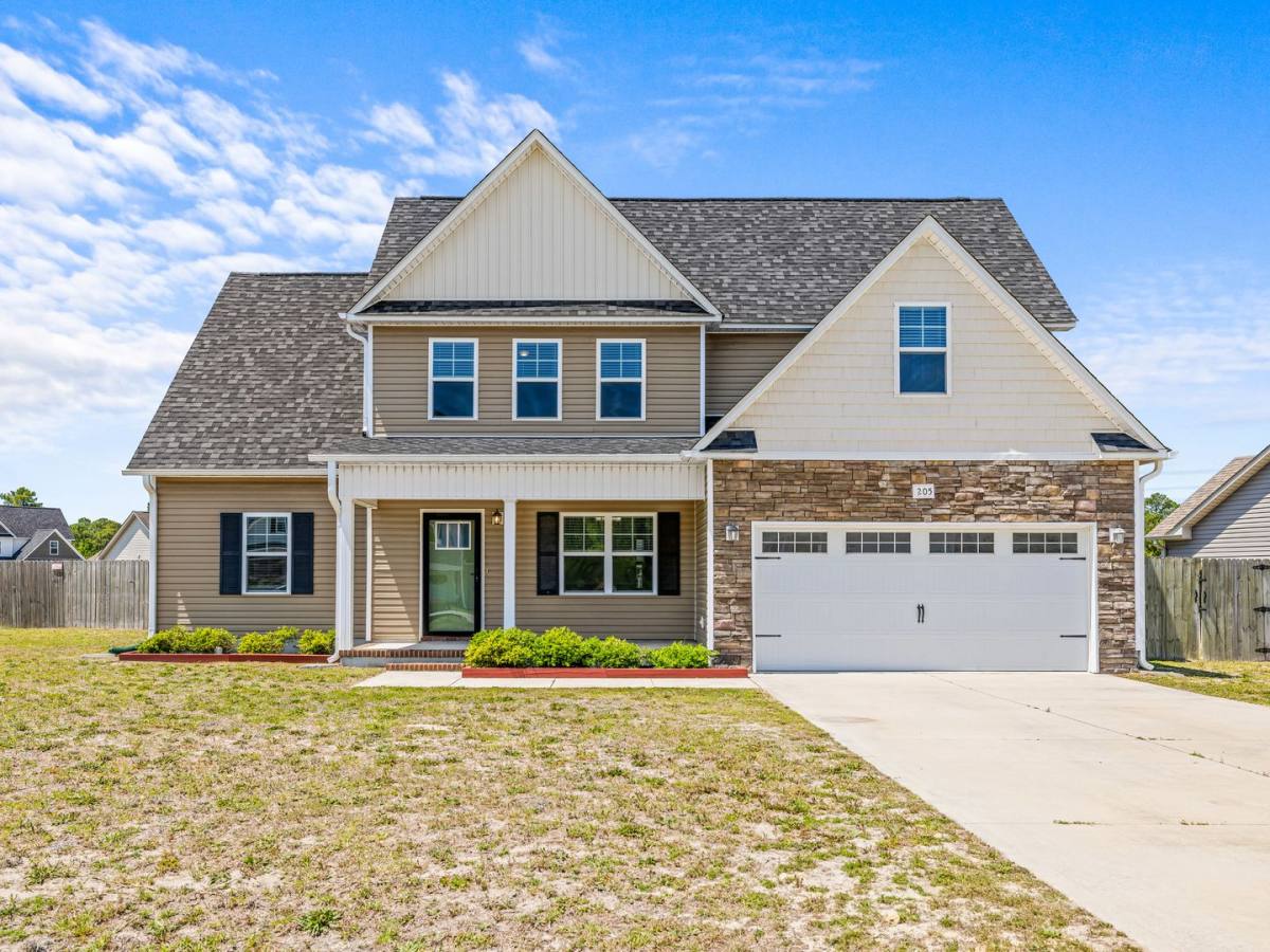 House for rent at 205 Tappi Terrace, Hubert, NC 28539