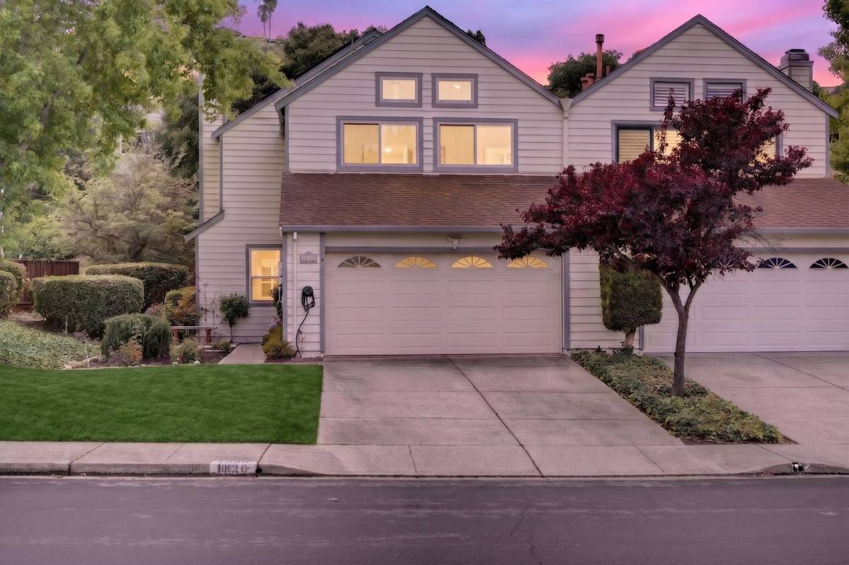 Townhouse for rent at 1830 Mockingbird Place, Danville, CA 94526