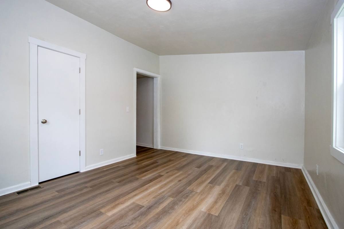 House for rent at 217 1 2 Hall St, Orrville, OH 44667
