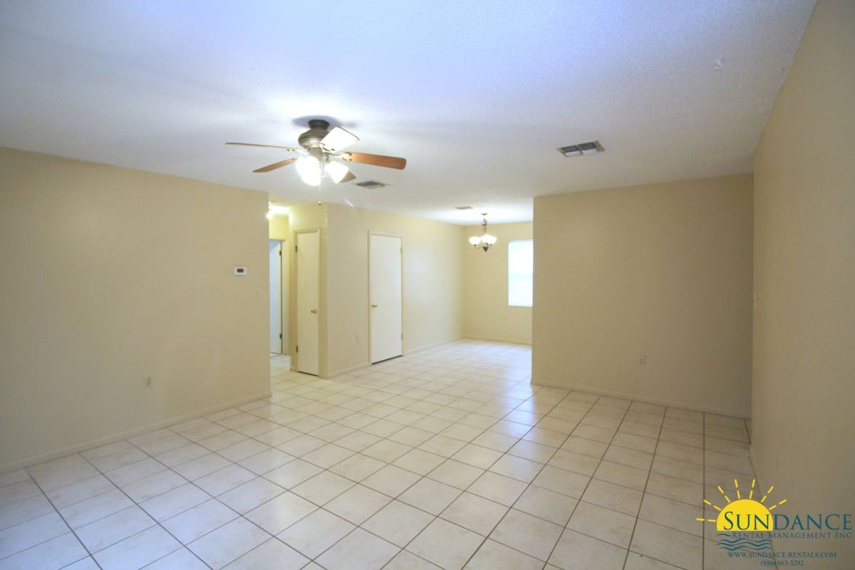 House for rent at 1112 Green Tree Court, Fort Walton Beach, FL 32547