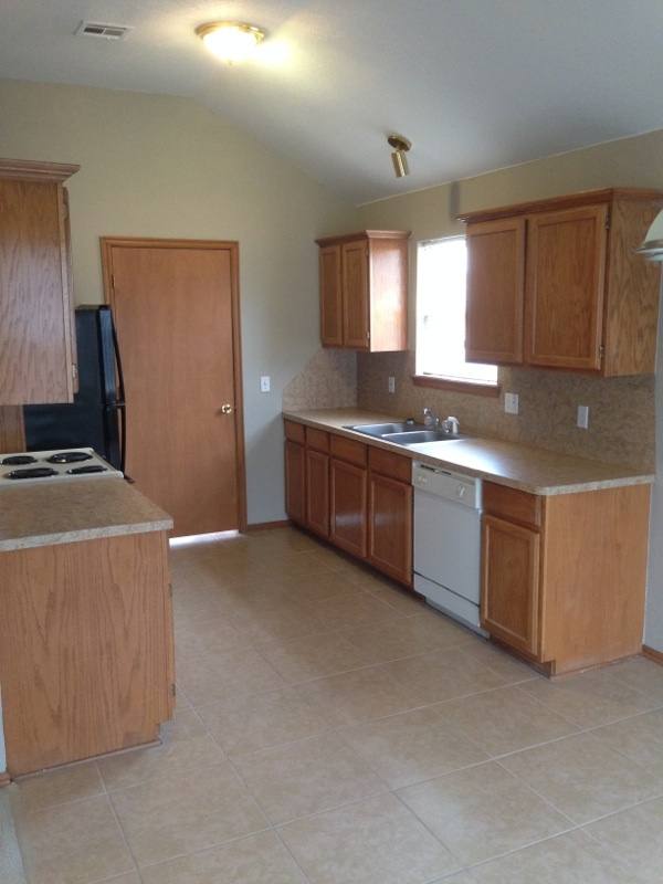 House for rent at 3417 Shadow St, Norman, OK 73071