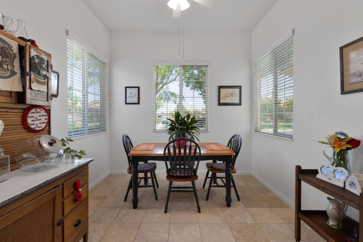House for rent at 10416 Wilmington Lane, Apple Valley, CA 92308
