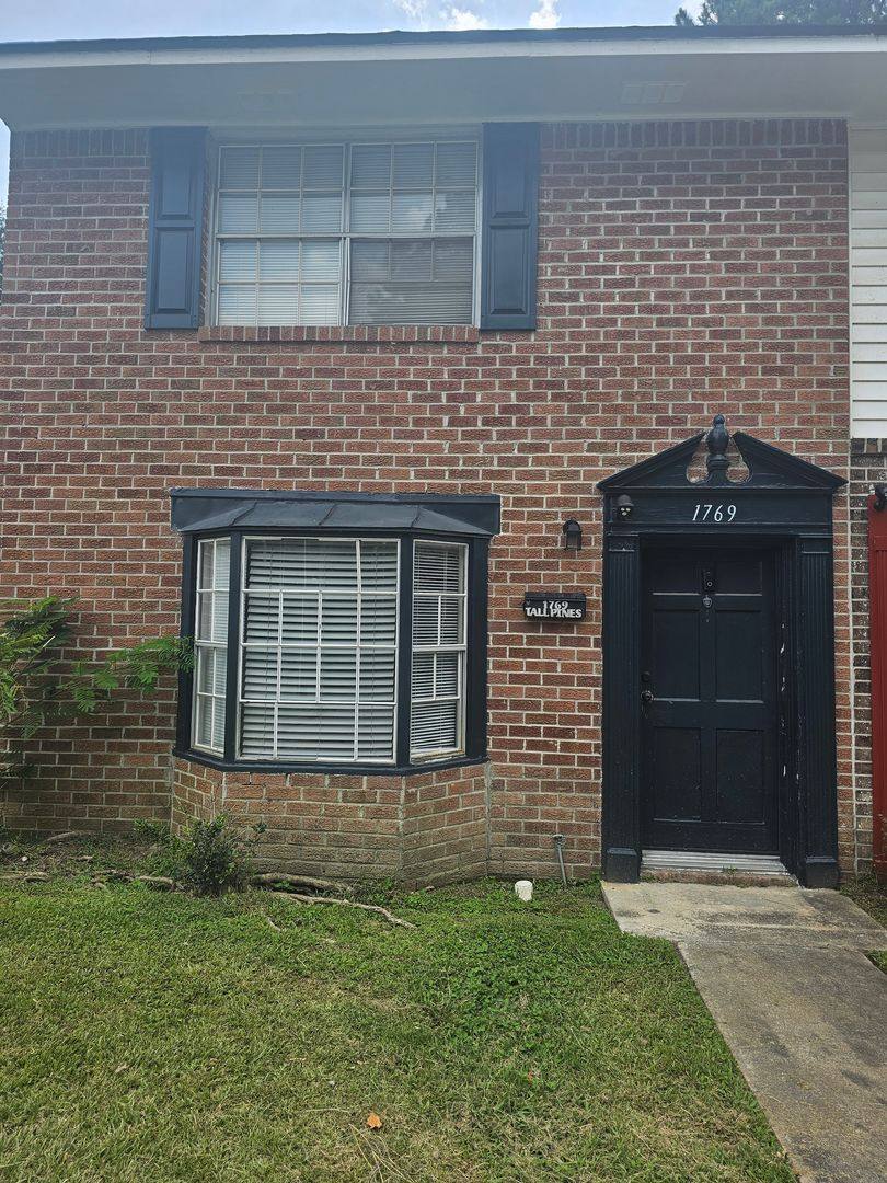 Townhouse for rent at 1769 Tall Pines Circle, Columbia, SC 29205