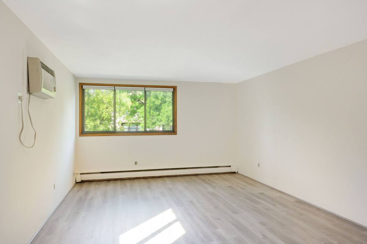 Apartment for rent at 3135 Dupont Ave S, Minneapolis, MN 55408