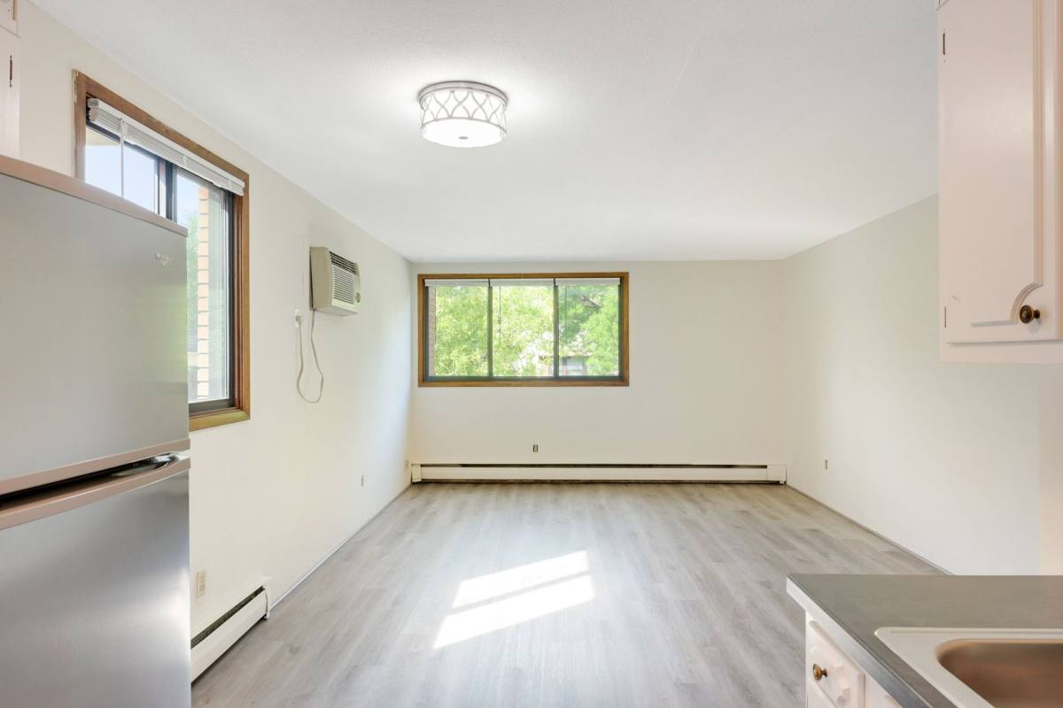 Apartment for rent at 3135 Dupont Ave S, Minneapolis, MN 55408