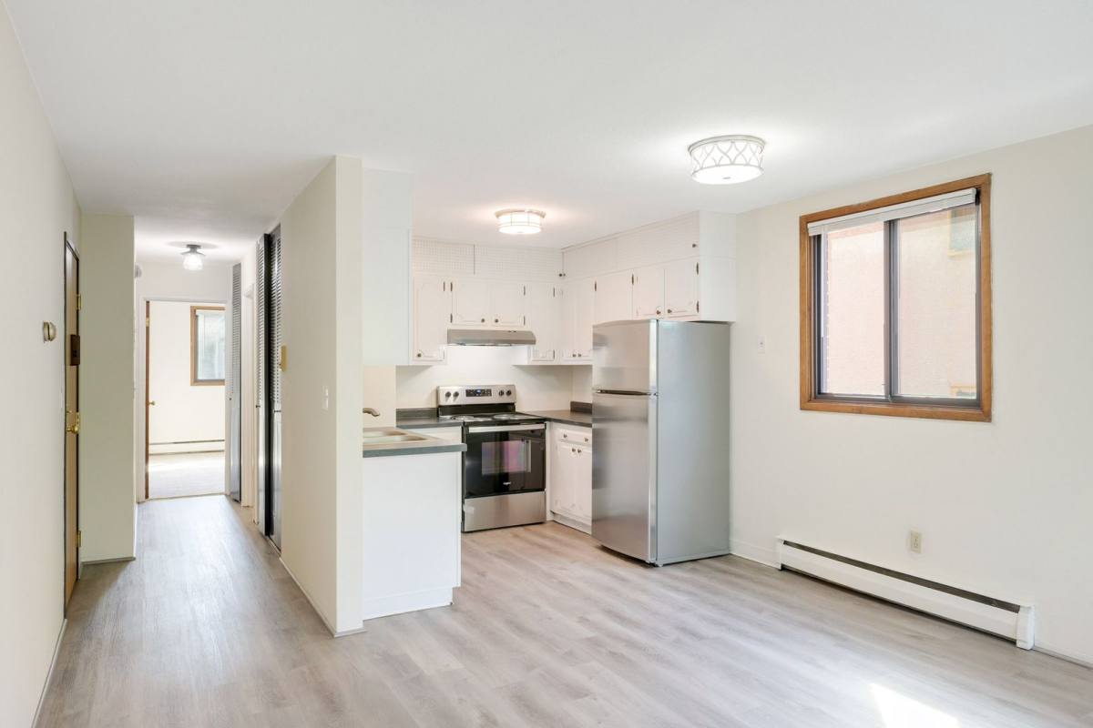 Apartment for rent at 3135 Dupont Ave S, Minneapolis, MN 55408