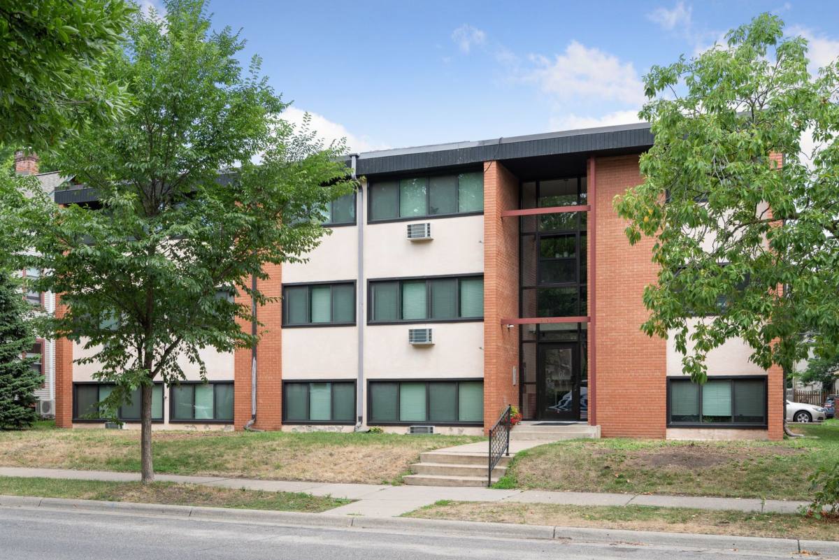 Apartment for rent at 3135 Dupont Ave S, Minneapolis, MN 55408