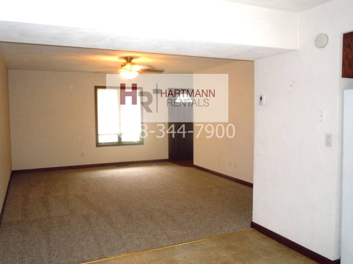 Apartment for rent at 1811-1817 Parkview, Highland, IL 62249