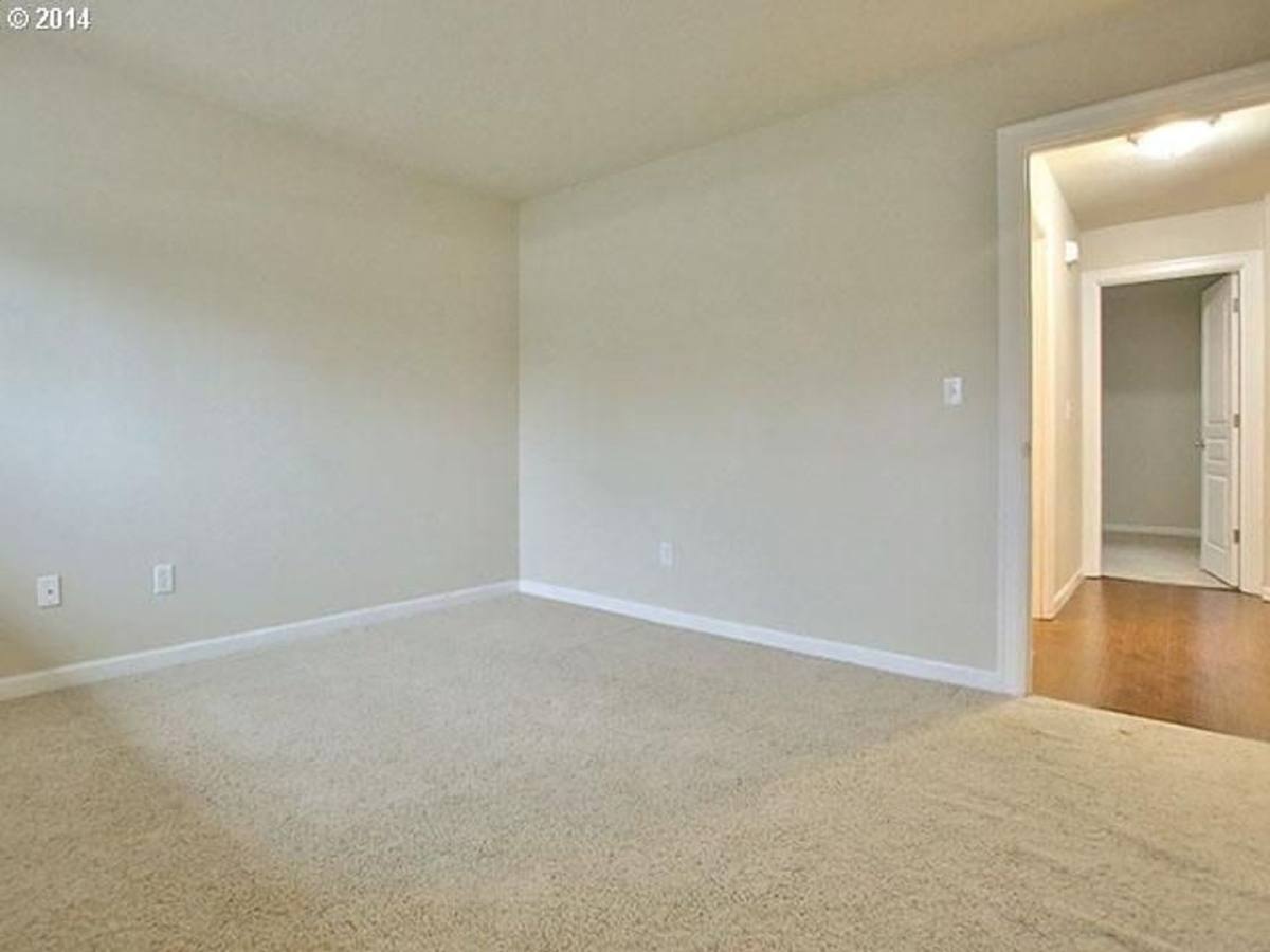 Condo for rent at 1902 NW 143rd, Portland, OR 97229